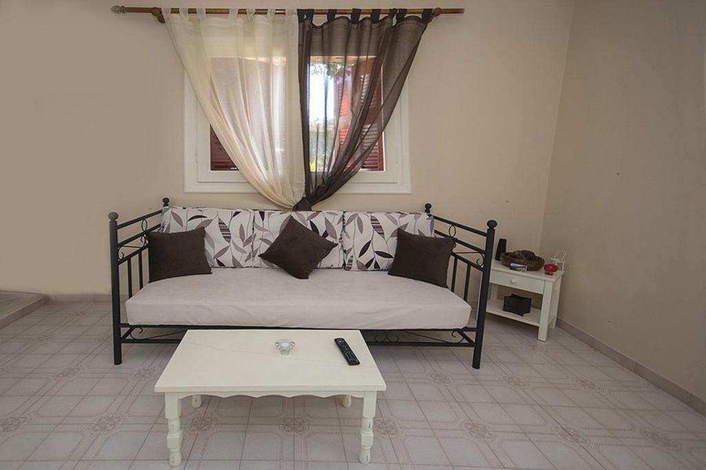Paxos Santa Marina Villas Gáios Habitación foto